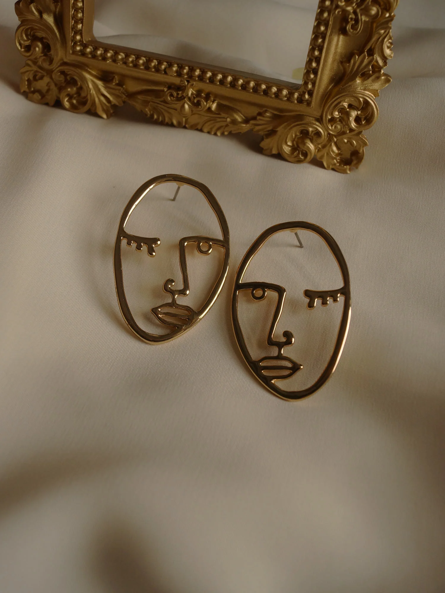 Aamu Earrings - Image 3