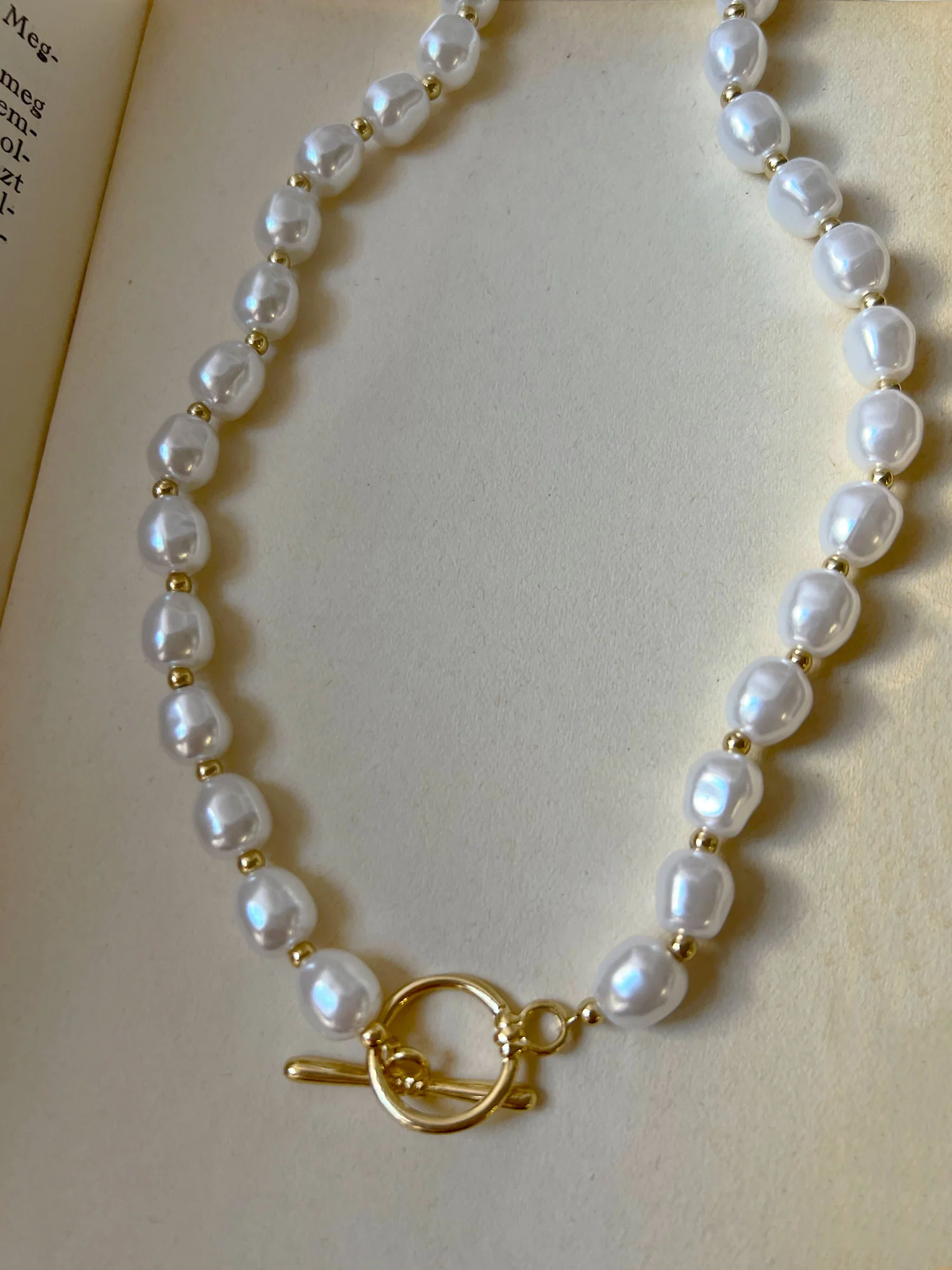 Baroque Faux Pearl Necklace - Image 3