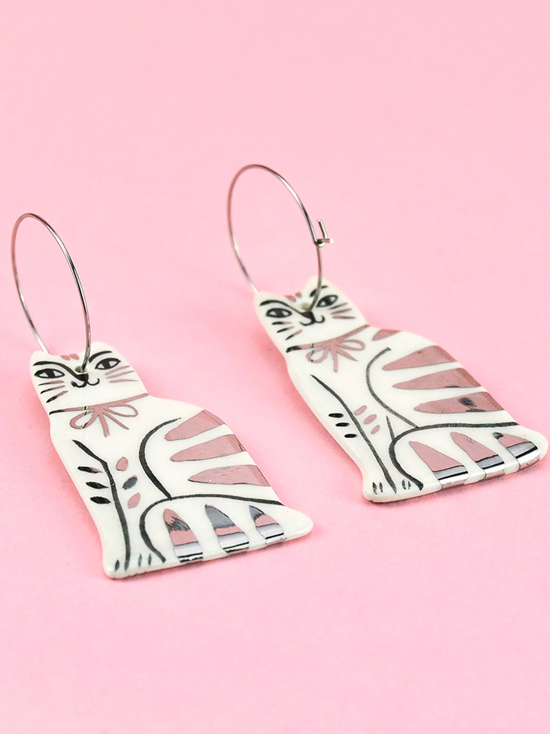 Ceramic Handpainted Cat Hoops with Stripes - Gold - Image 4