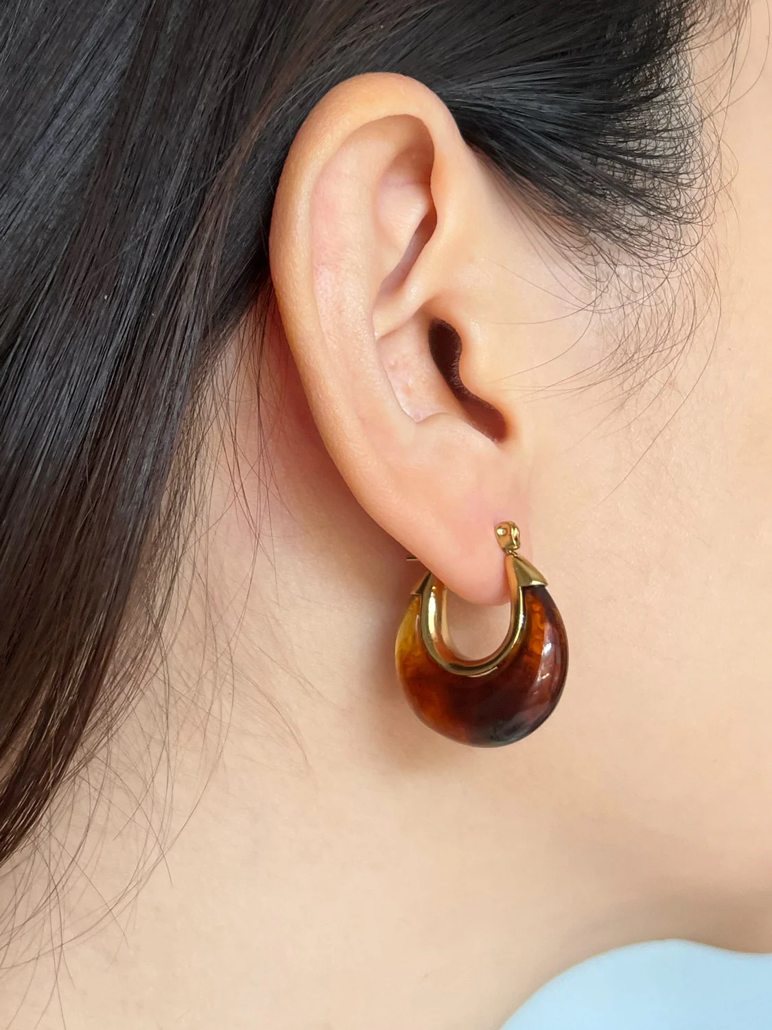 Chic Resin Hoops - Reddish-brown - Image 4