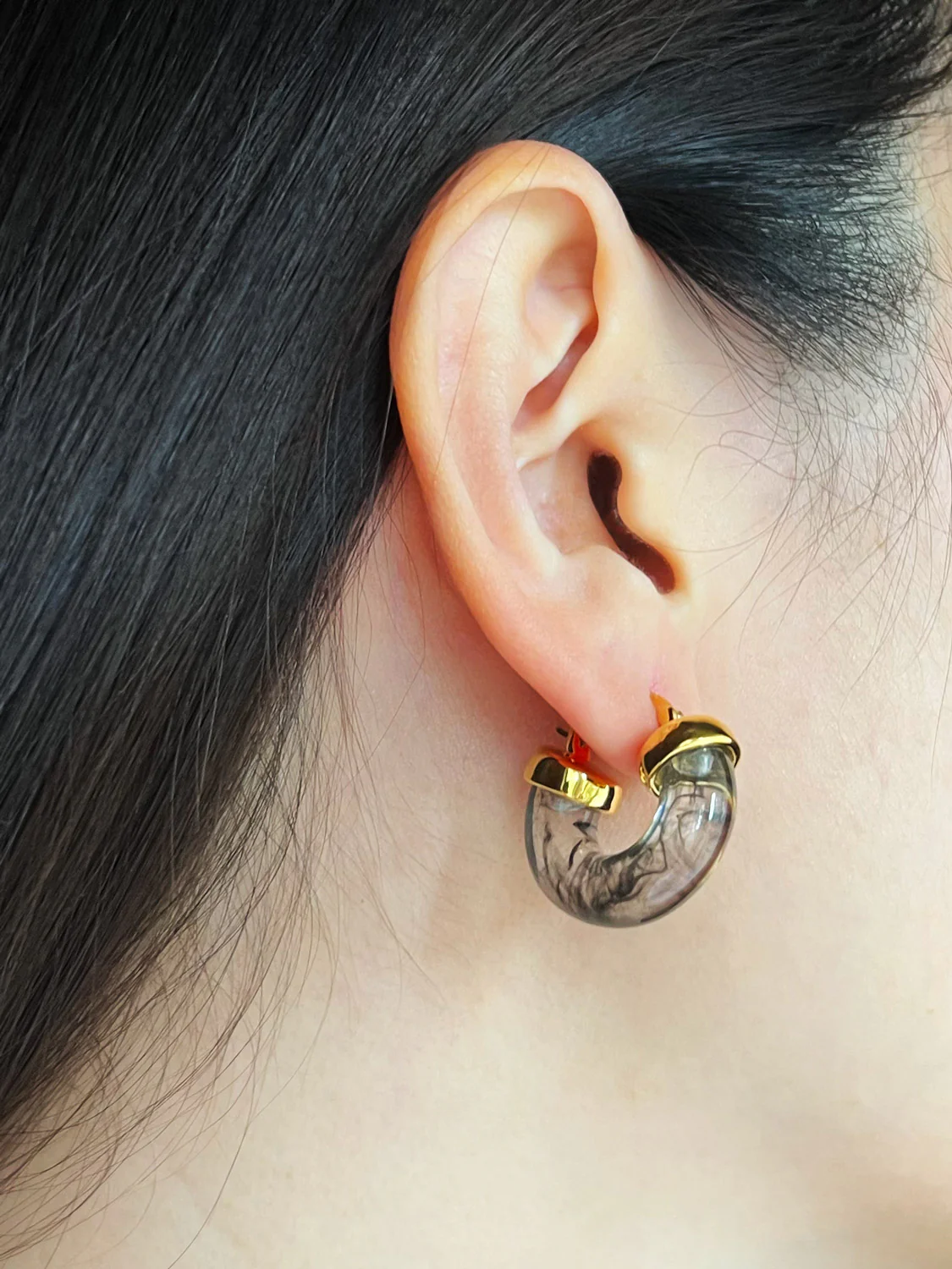 Chic Round Resin Hoops - Smoke - Image 3