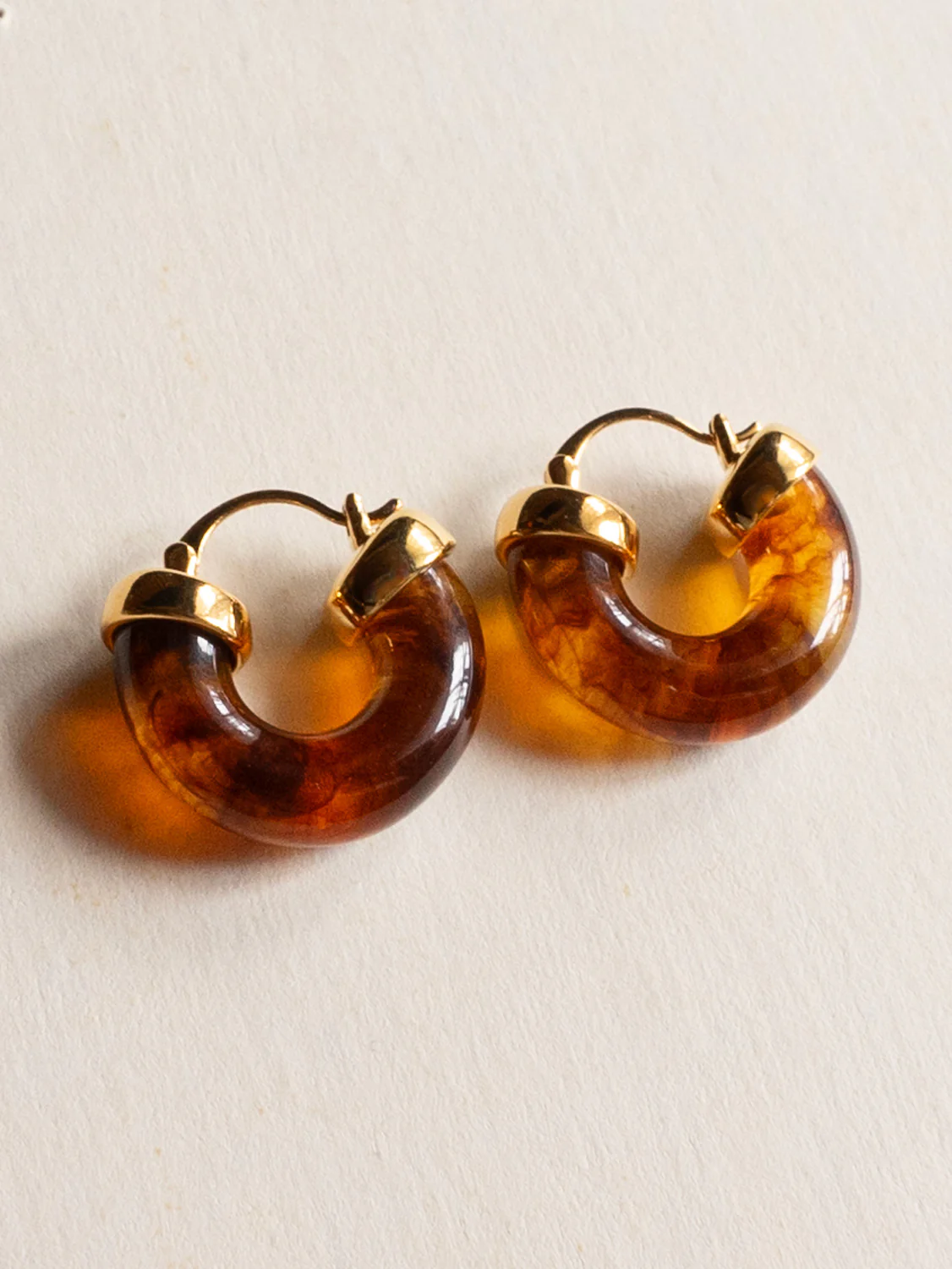 Chic Round Resin Hoops - Tea - Image 3