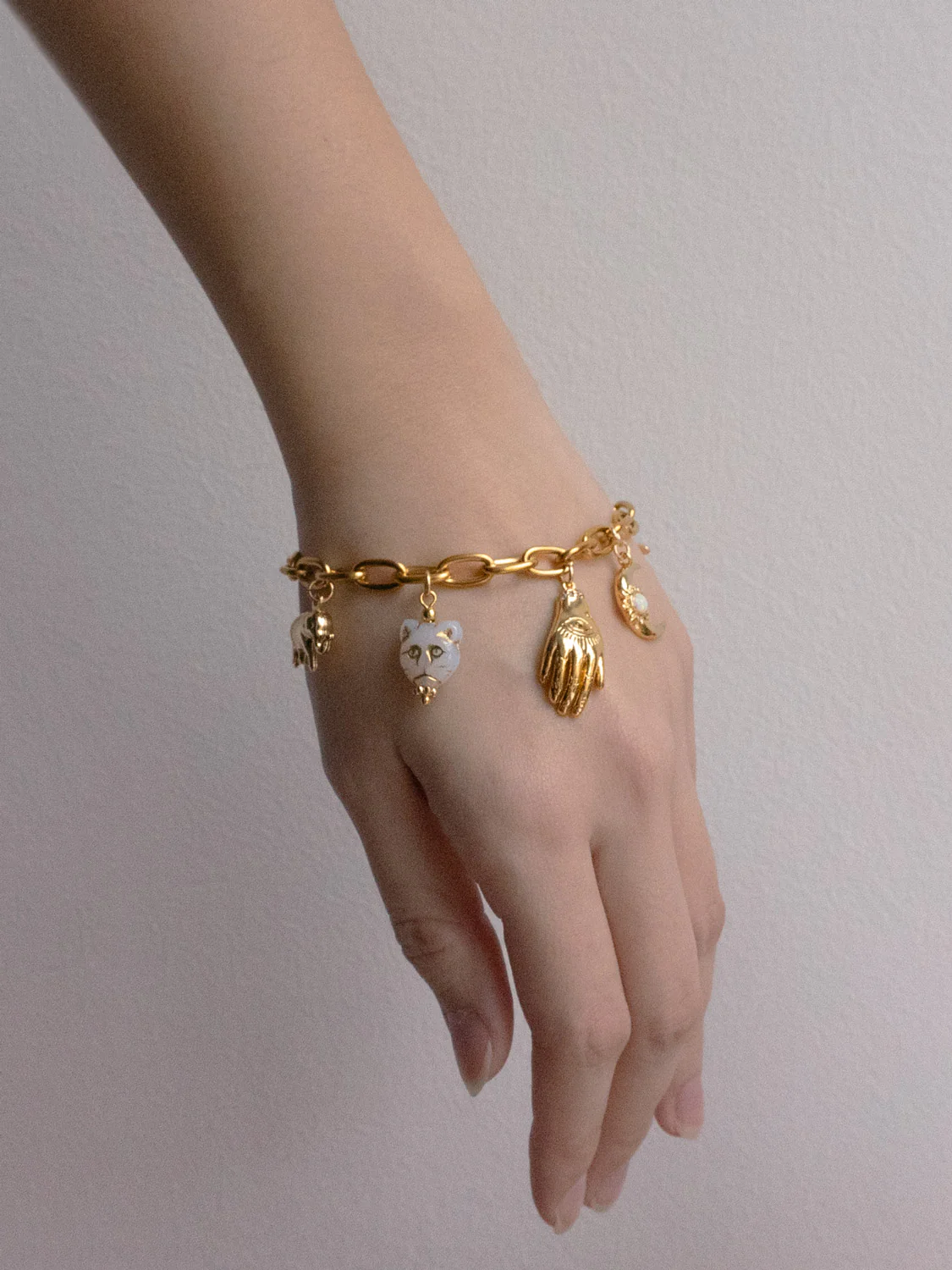 Chunky Gold Talisman Bracelet - Evil Eye Hand Charm - Image 3