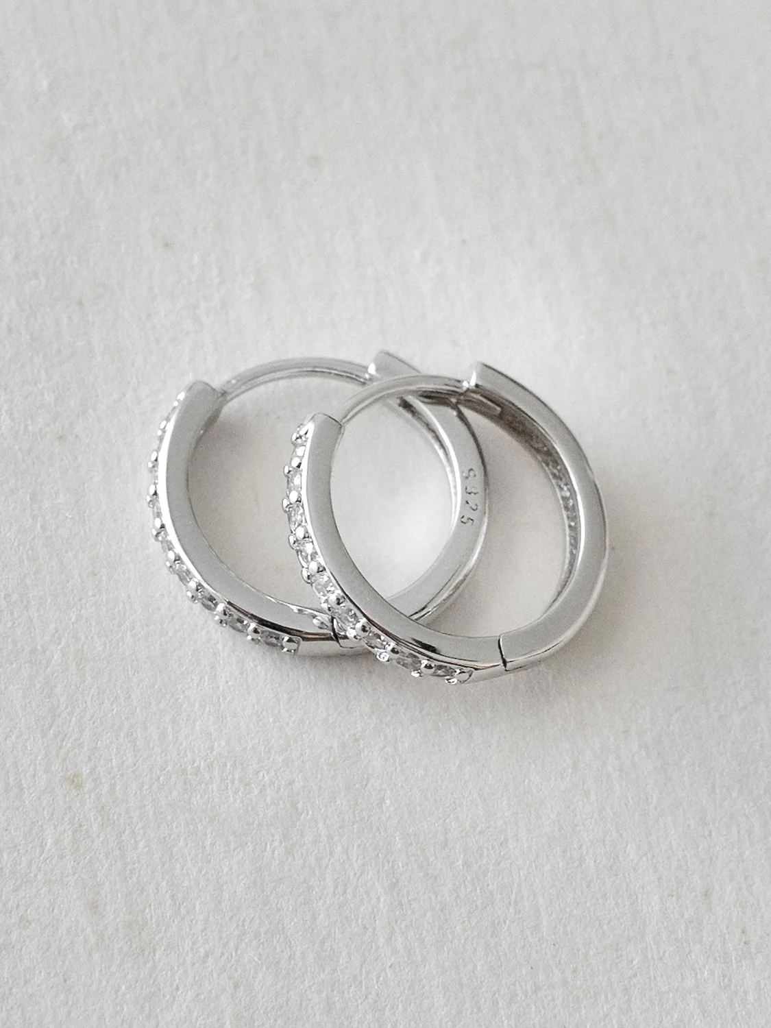 Classic Pave Huggies, S925 - Silver (1.6cm) - Image 2
