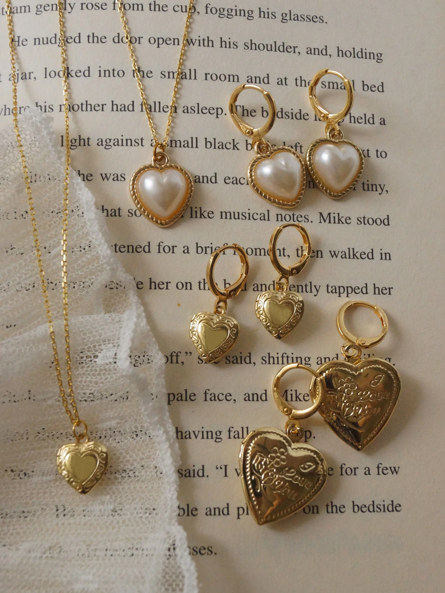 ELLIE Locket Necklace - Image 10