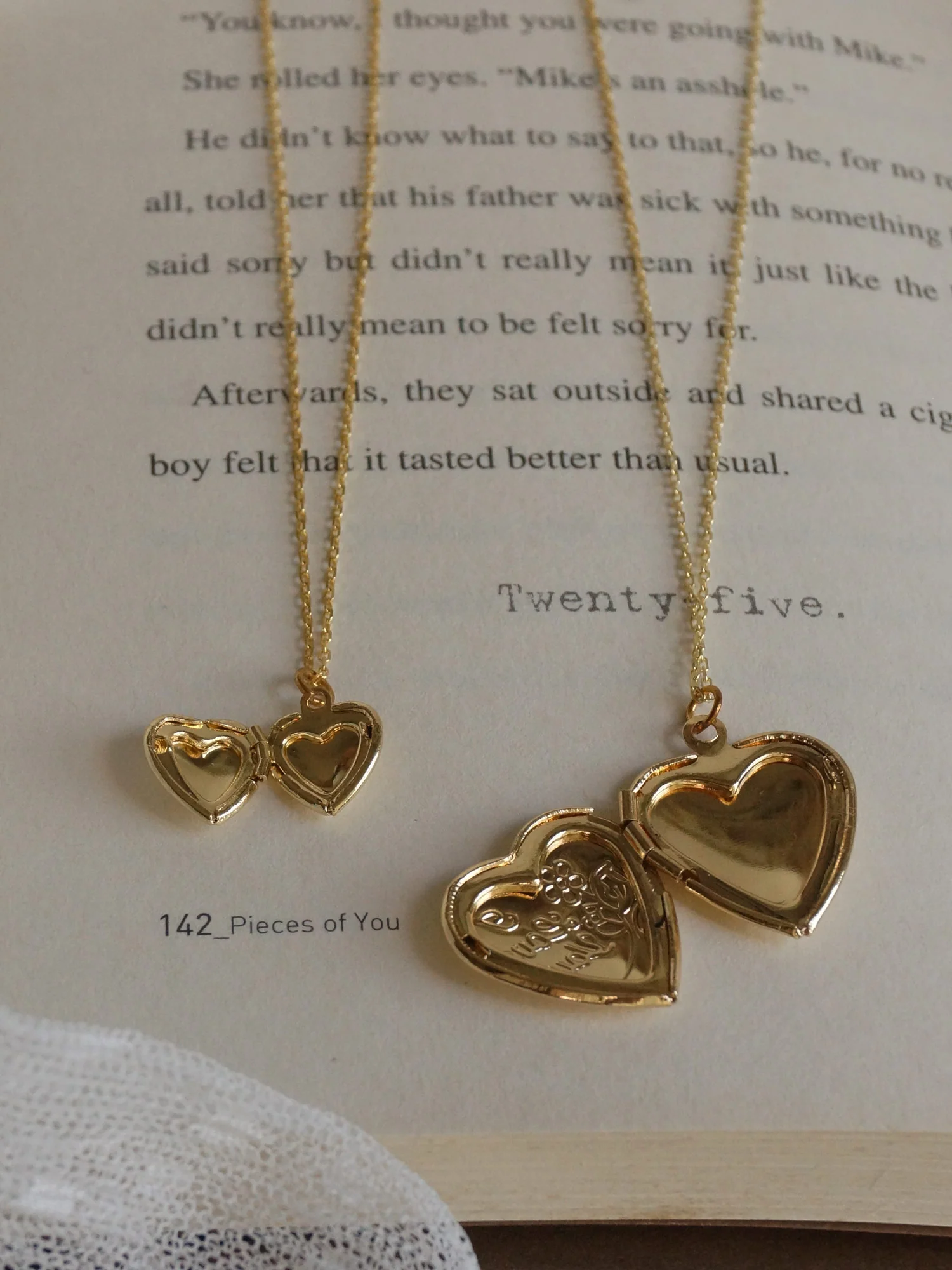 ELLIE Locket Necklace - Image 7