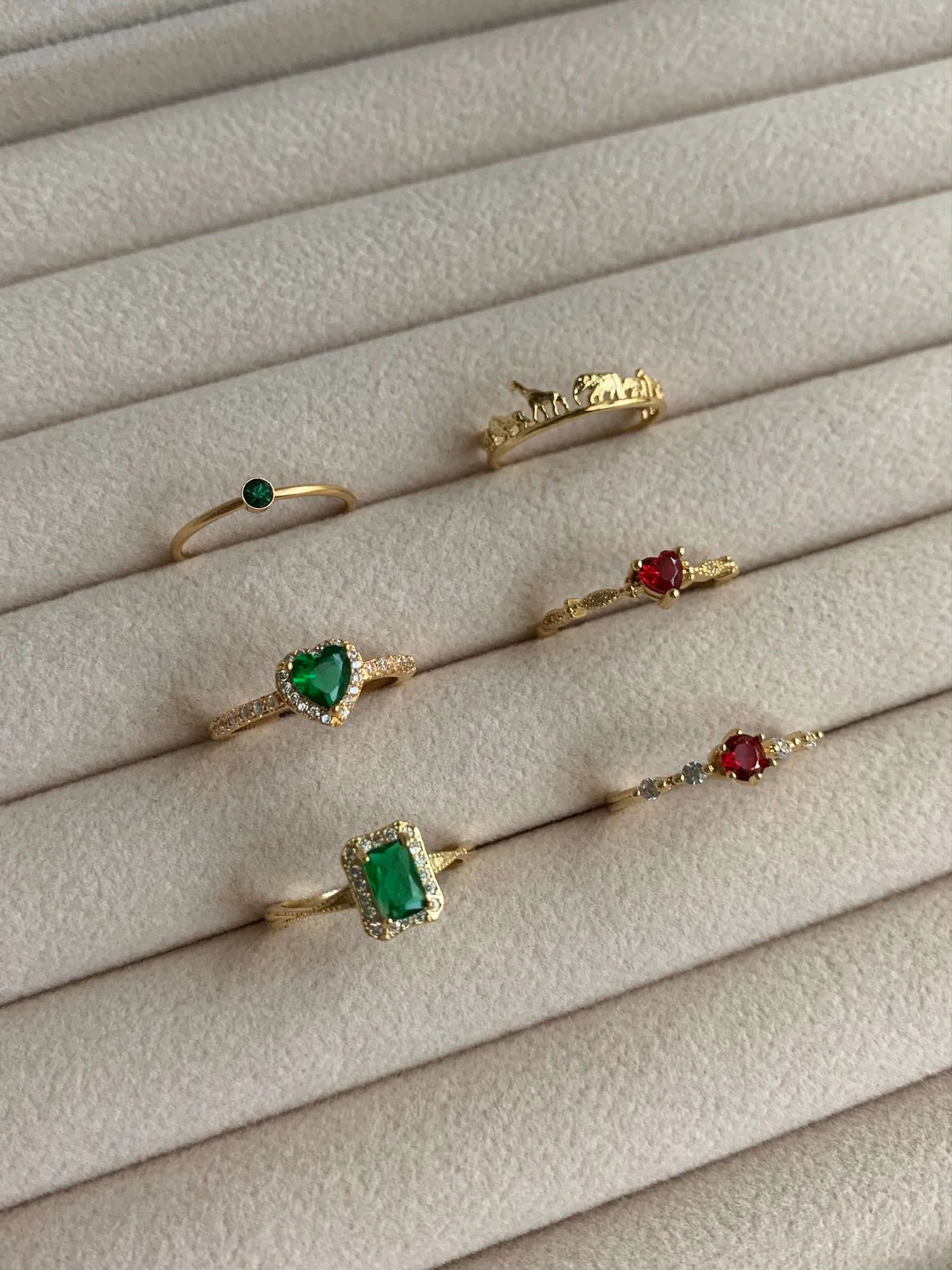 Emerald Gemstone Ring - Image 5