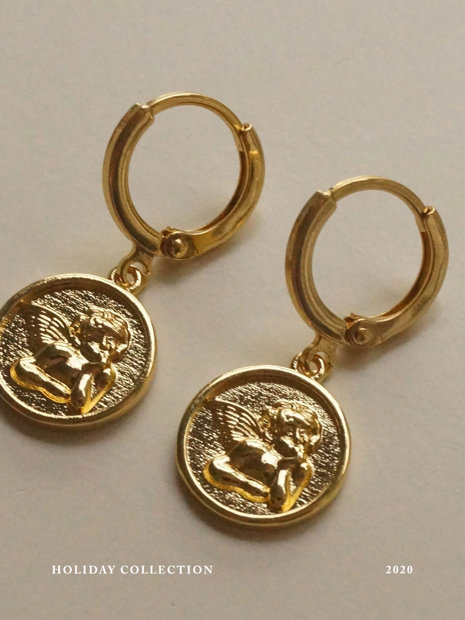 Endless Love Cupid Huggies *18k Gold-plated - Image 2
