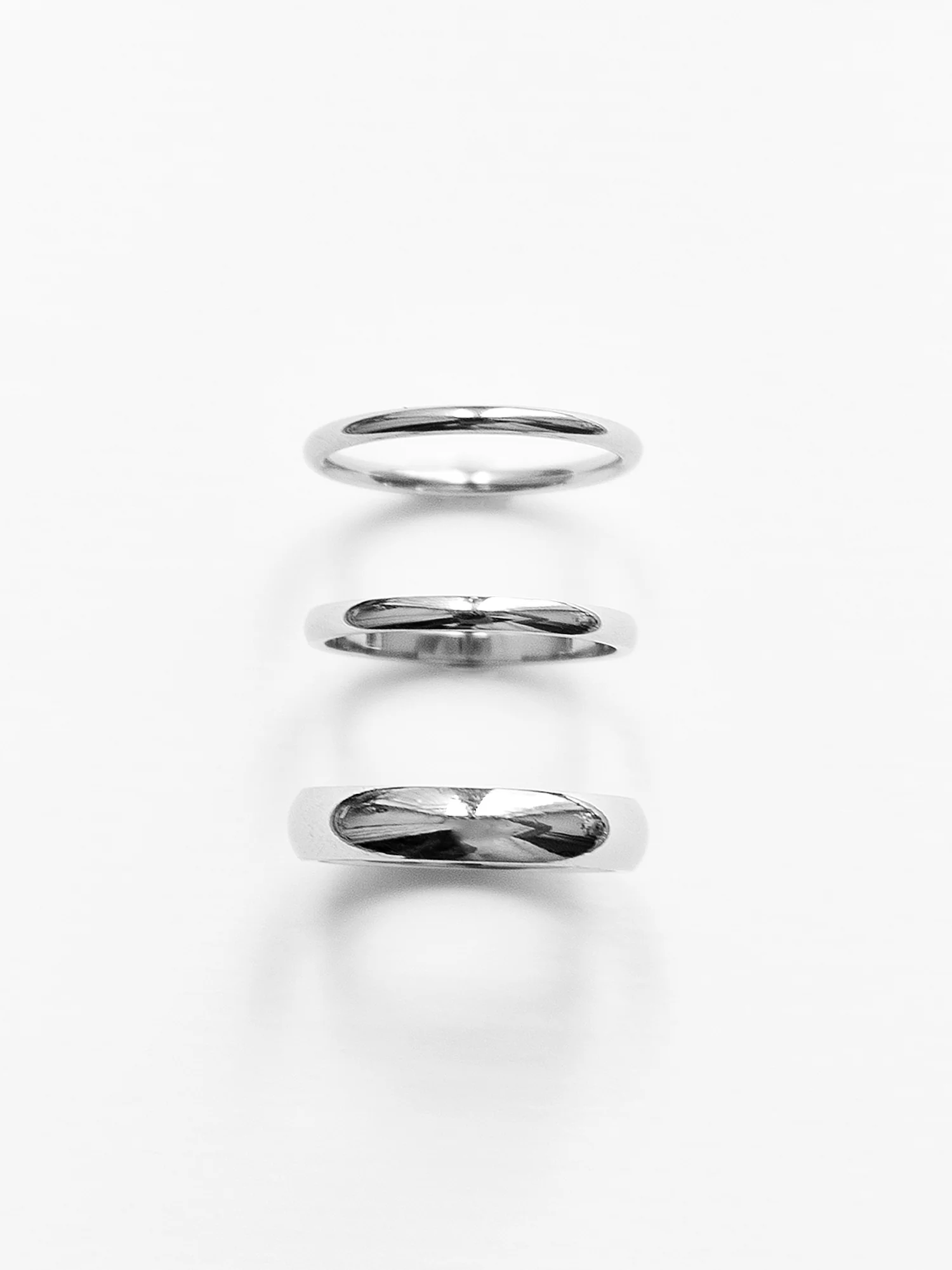 Essential Silver Ring, Stainless Steel 4mm - Image 9