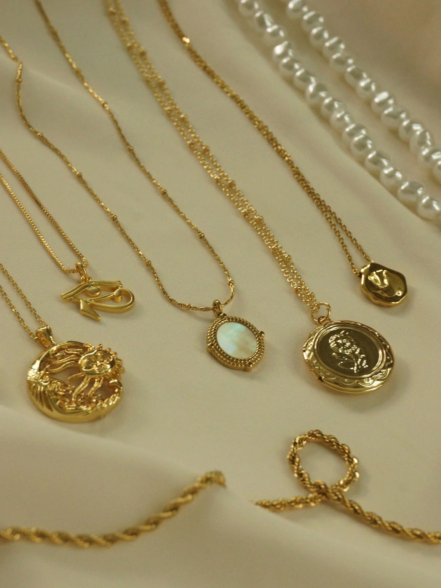 Eye of Horus Necklace *18K Gold-plated - Image 5