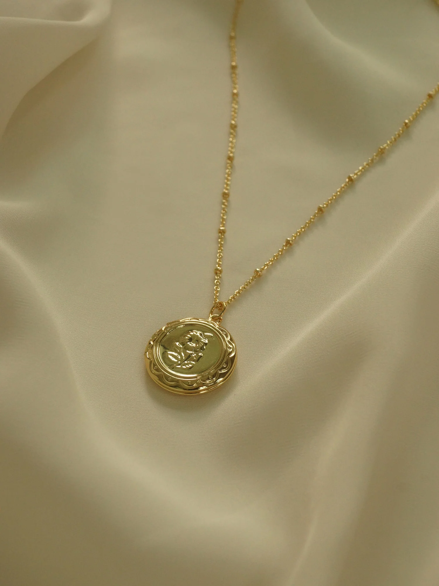 Flower Locket Necklace *14K Gold-plated - Image 4
