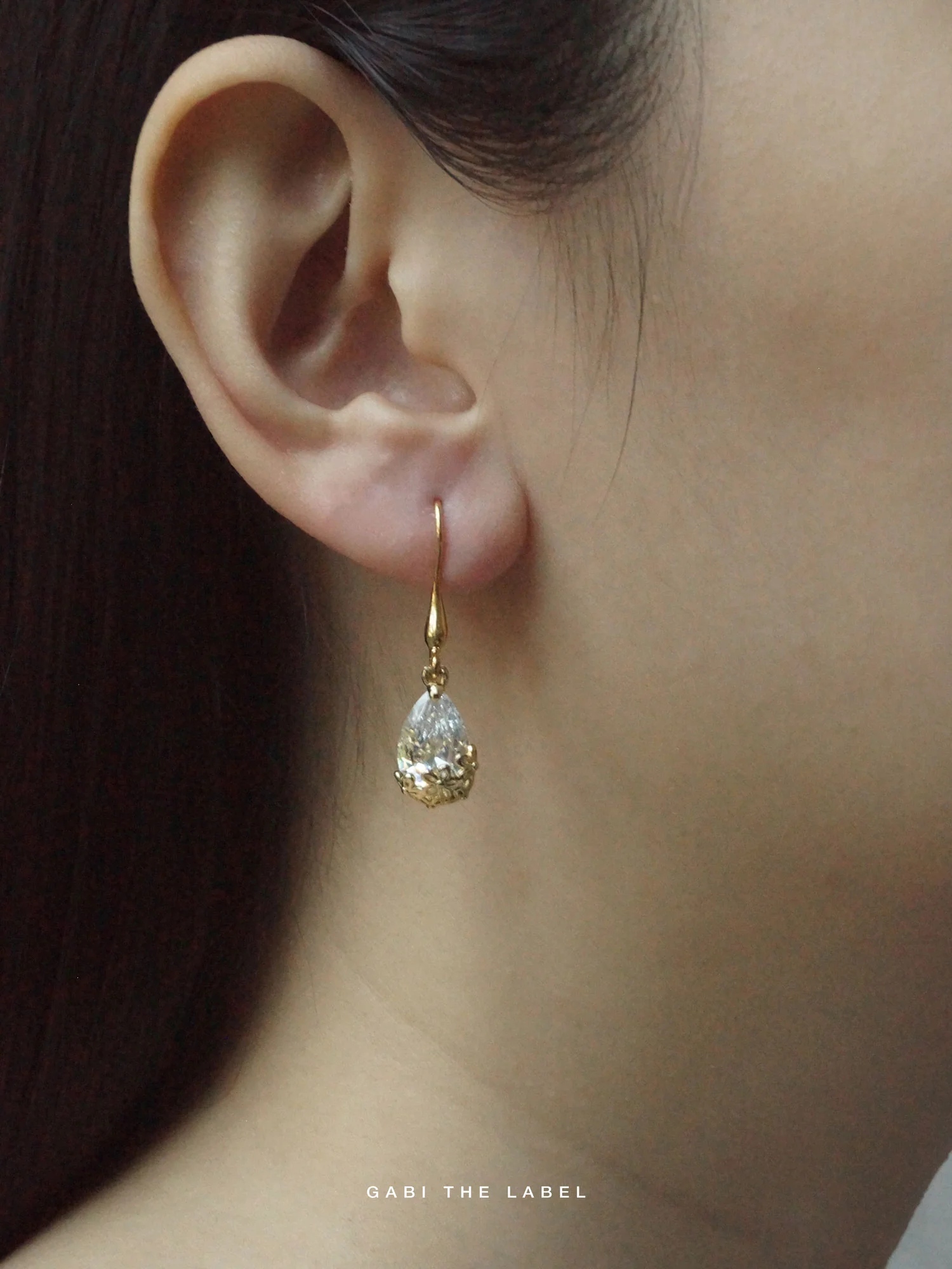 Freyja Drop Earrings - Image 3