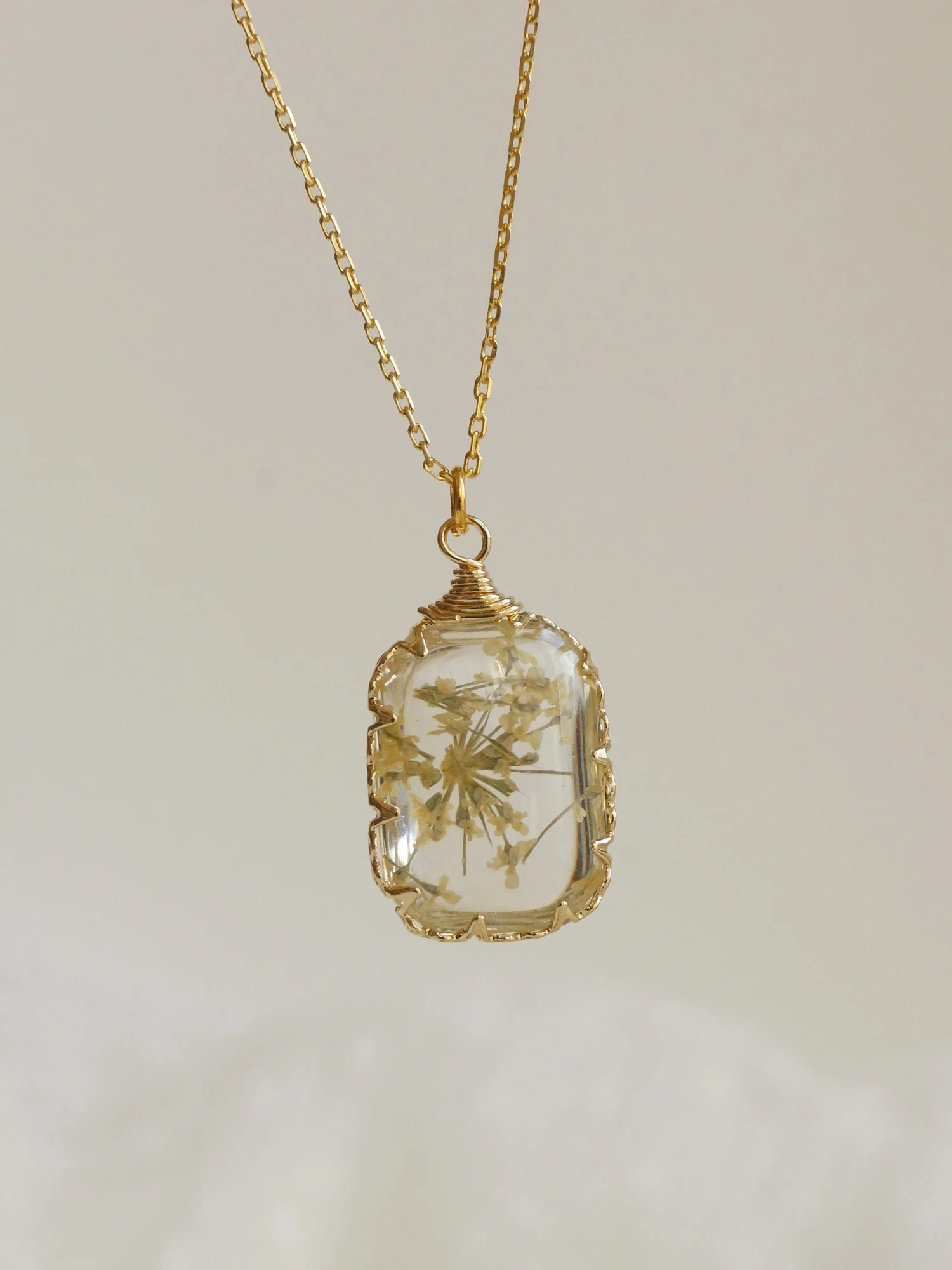 GINNY Flower Necklace *18K Gold-plated - Image 4