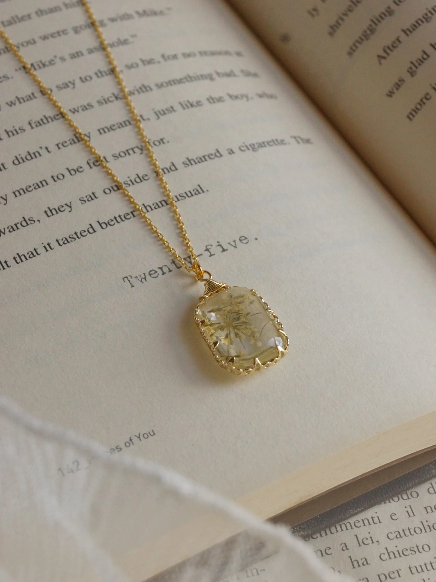 GINNY Flower Necklace *18K Gold-plated - Image 7