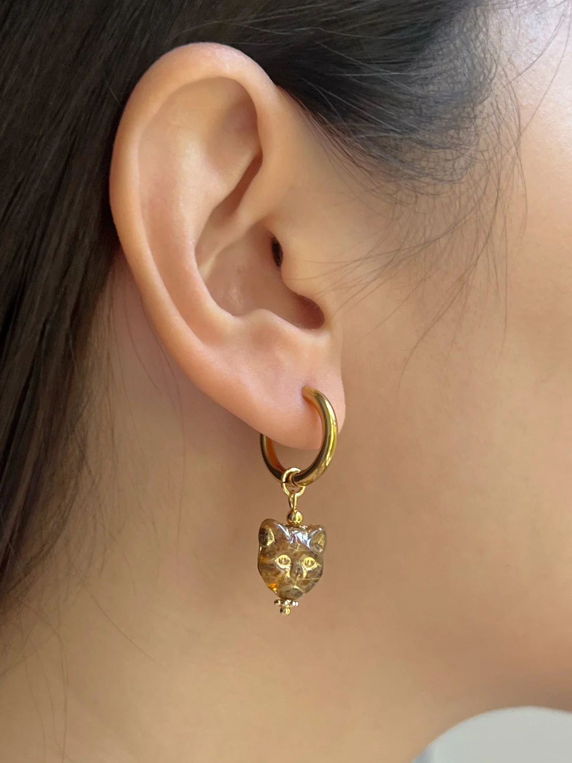 Glass Carved Cat Hoops - Brown - Image 3