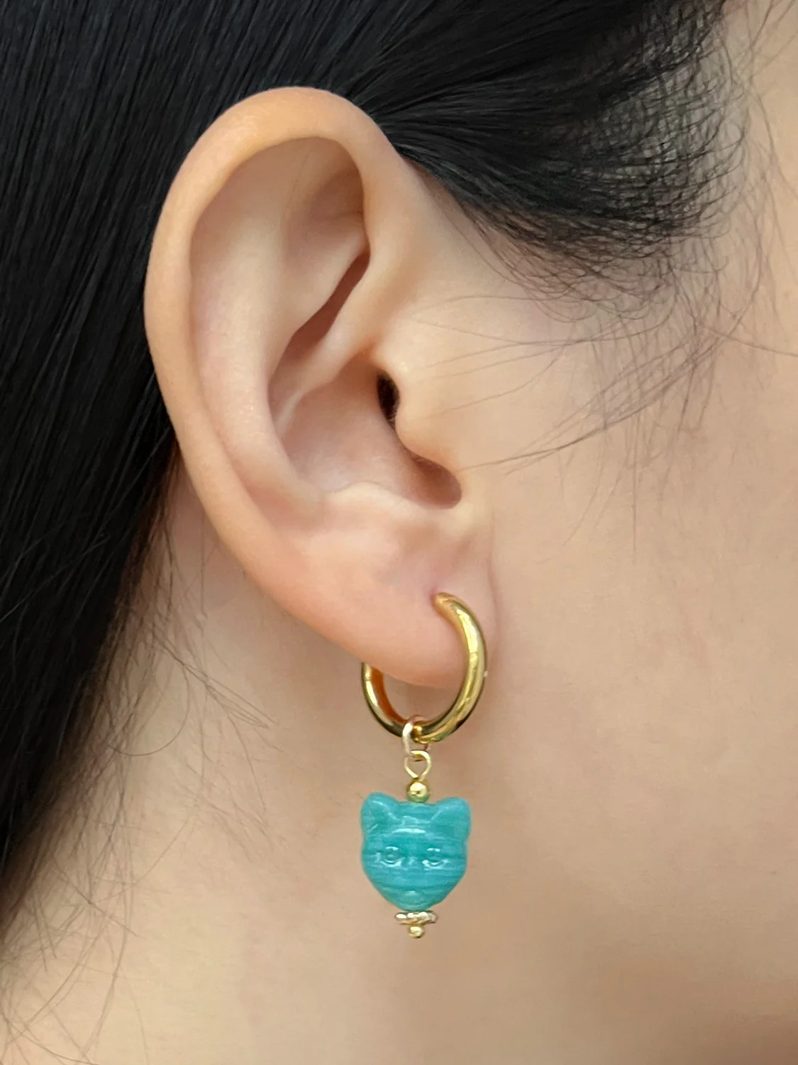 Glass Carved Cat Hoops - Turquoise - Image 3