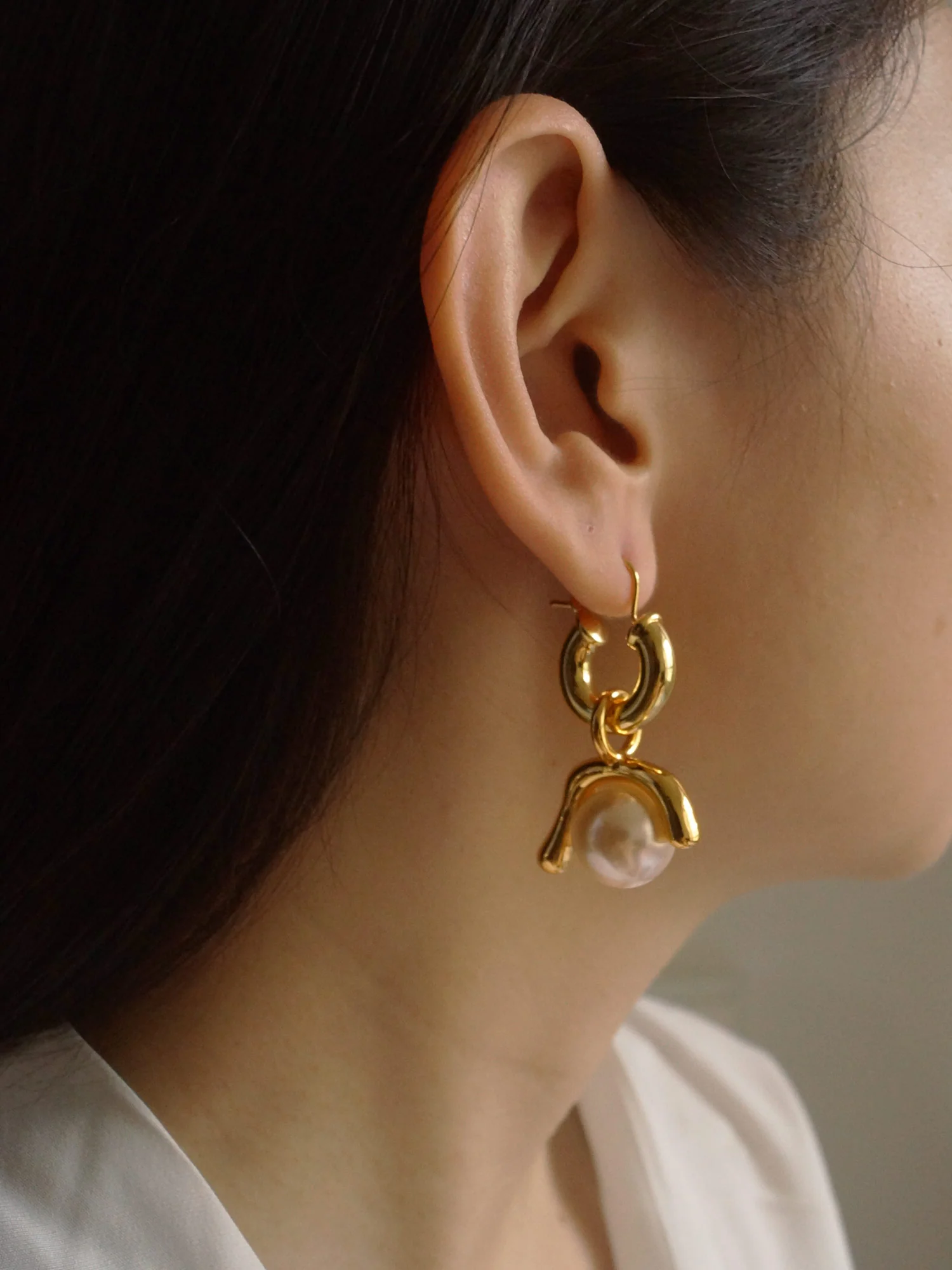 Leta Pearl Earrings - Image 7