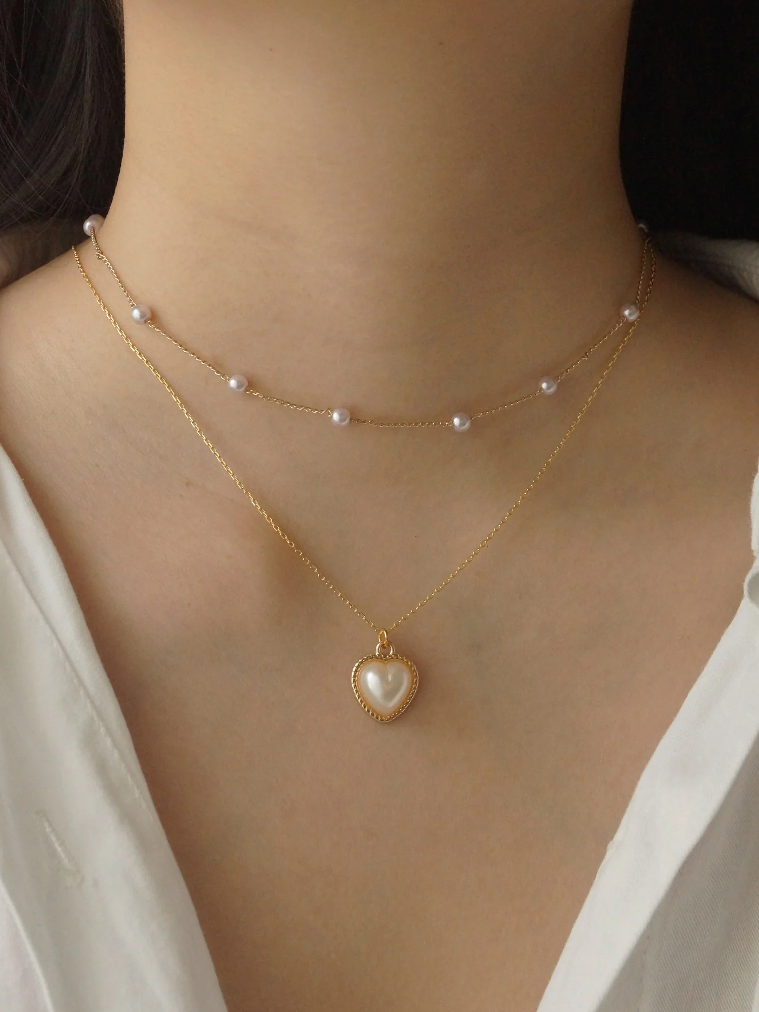 LILITH Heart Pearl Necklace - Image 4