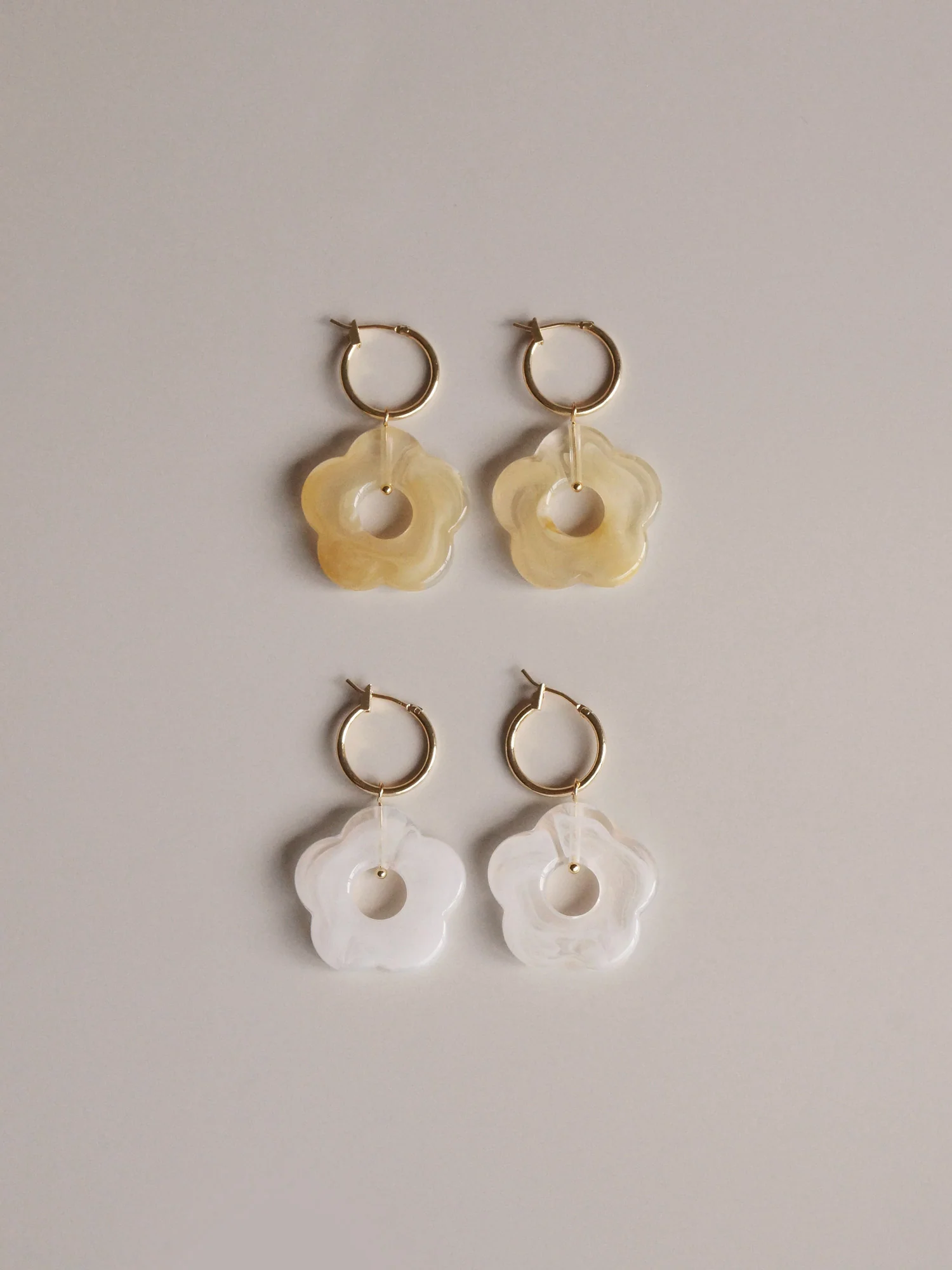 Little Flower Hoops - Marbled Oat *18K Gold-plated - Image 8