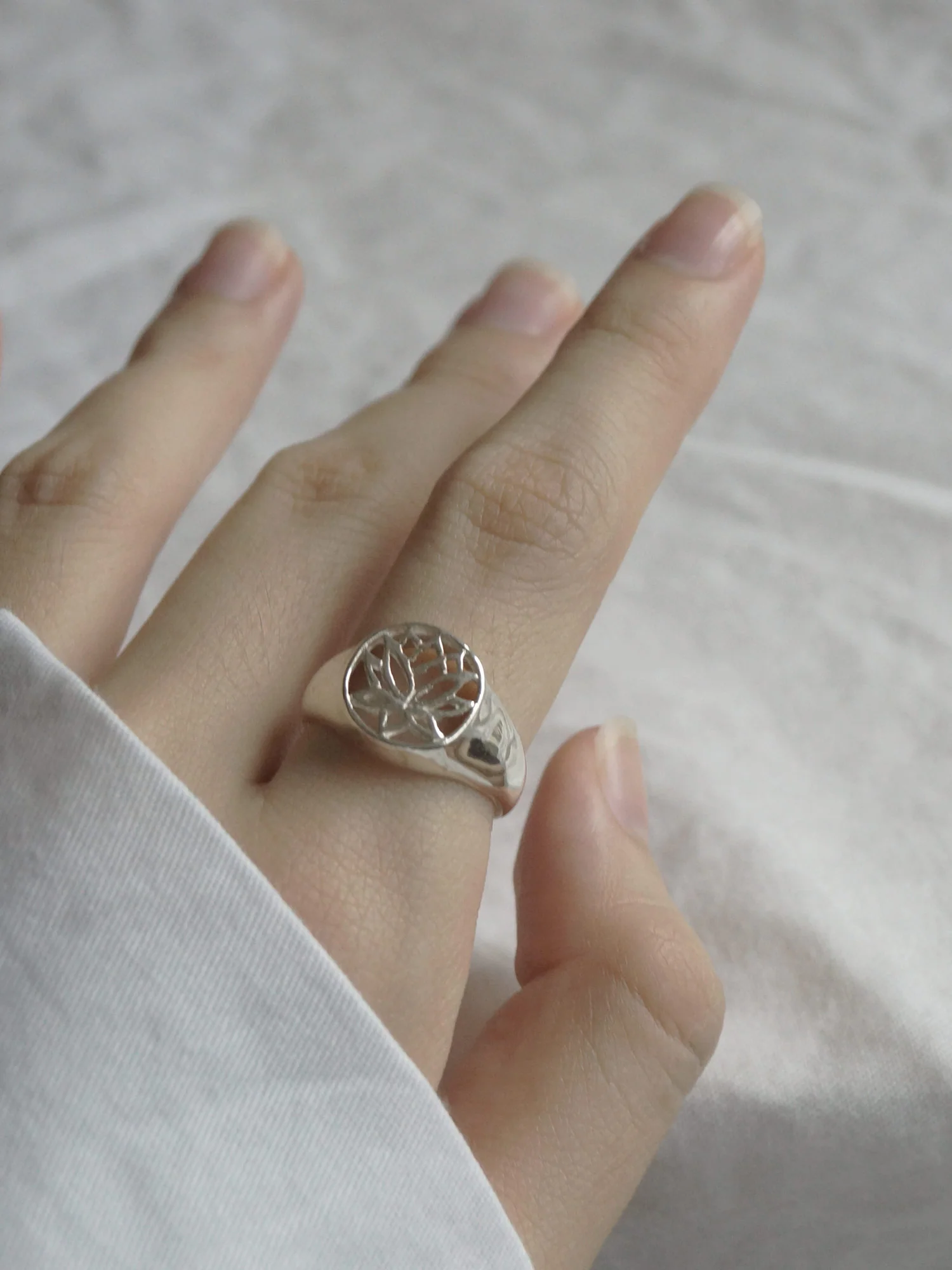 LOTUS Signet Ring - Small // GABI EXCLUSIVE - Image 5