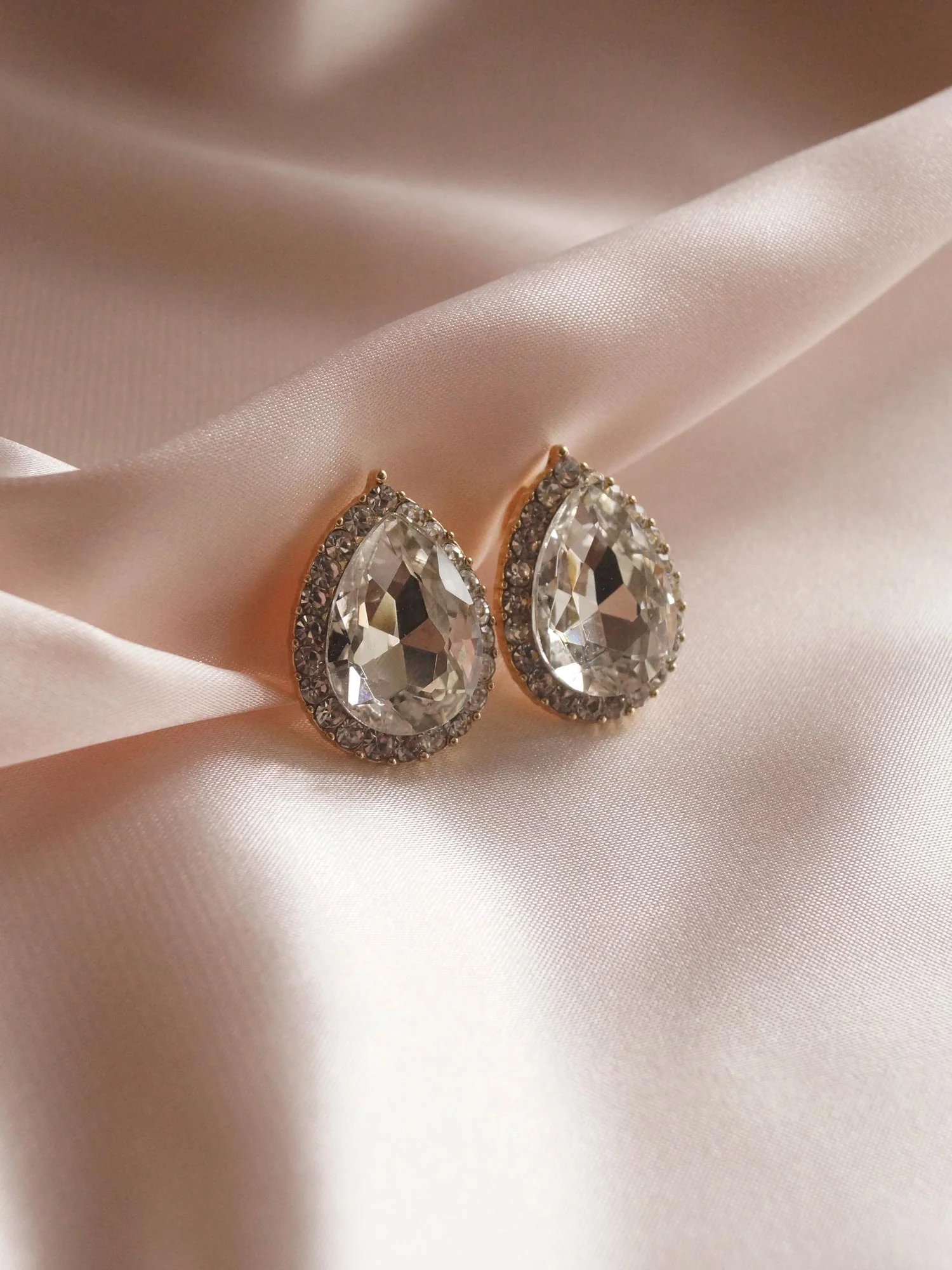 LUCIA Earstuds - Diamond - Image 3
