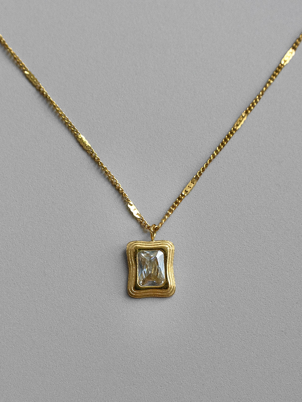 Mirror of Eternity Necklace - Clear Gemstone - Image 4