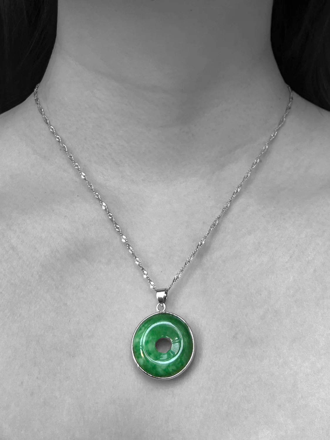Molten-edged Jade Donut Necklace - Silver - Image 2
