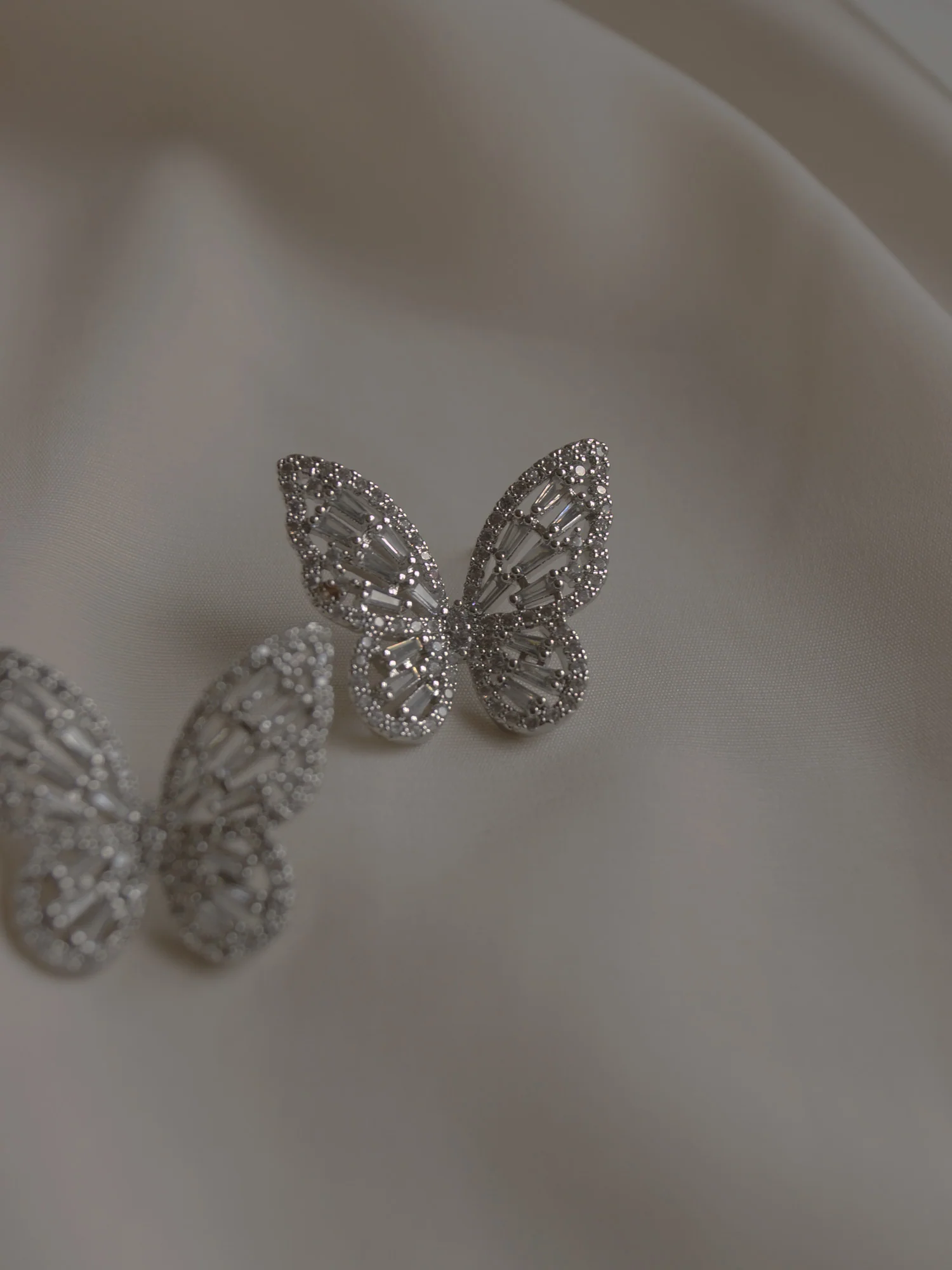OAHU Butterfly Earrings - Silver - Image 3