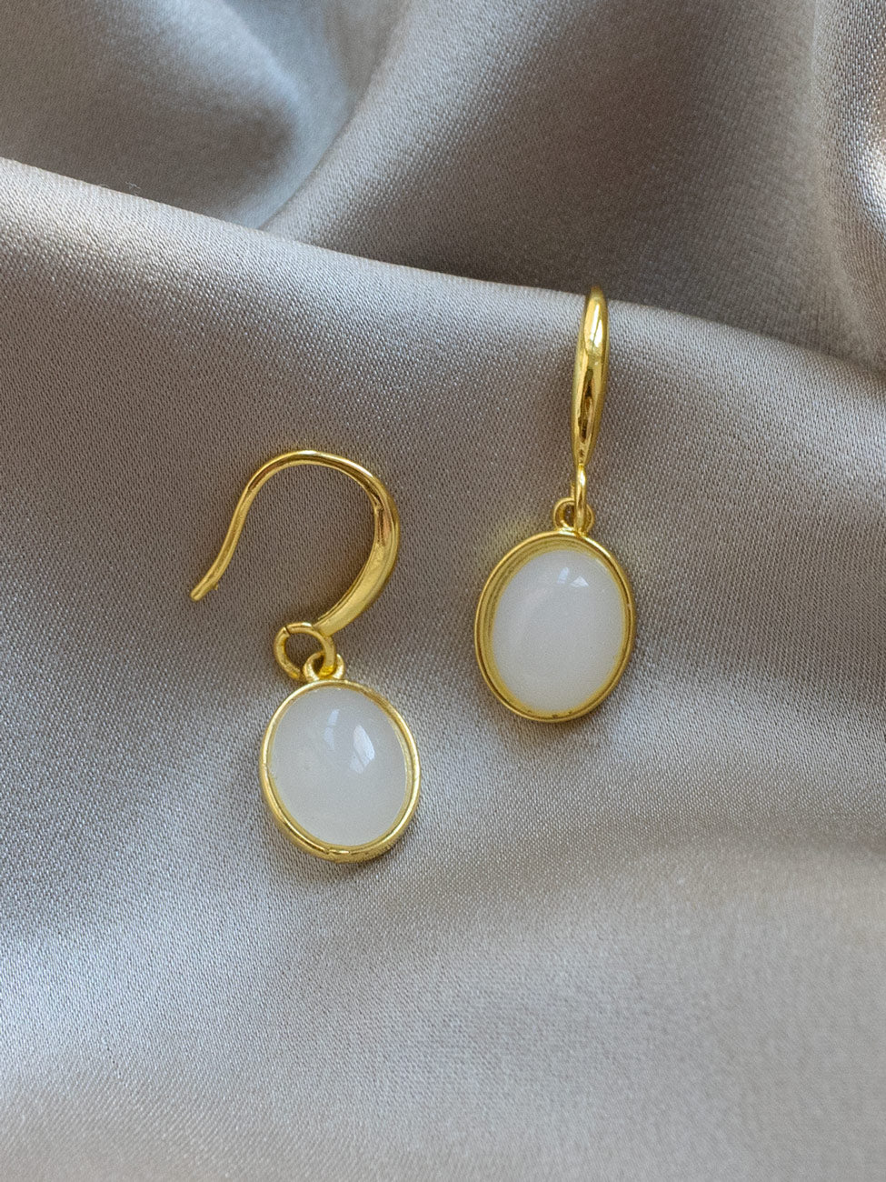 Oval Jade Dangle Earrings - White - Image 3