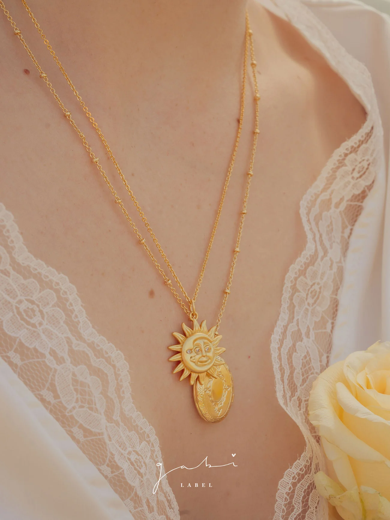 Oval Locket Necklace - Image 5