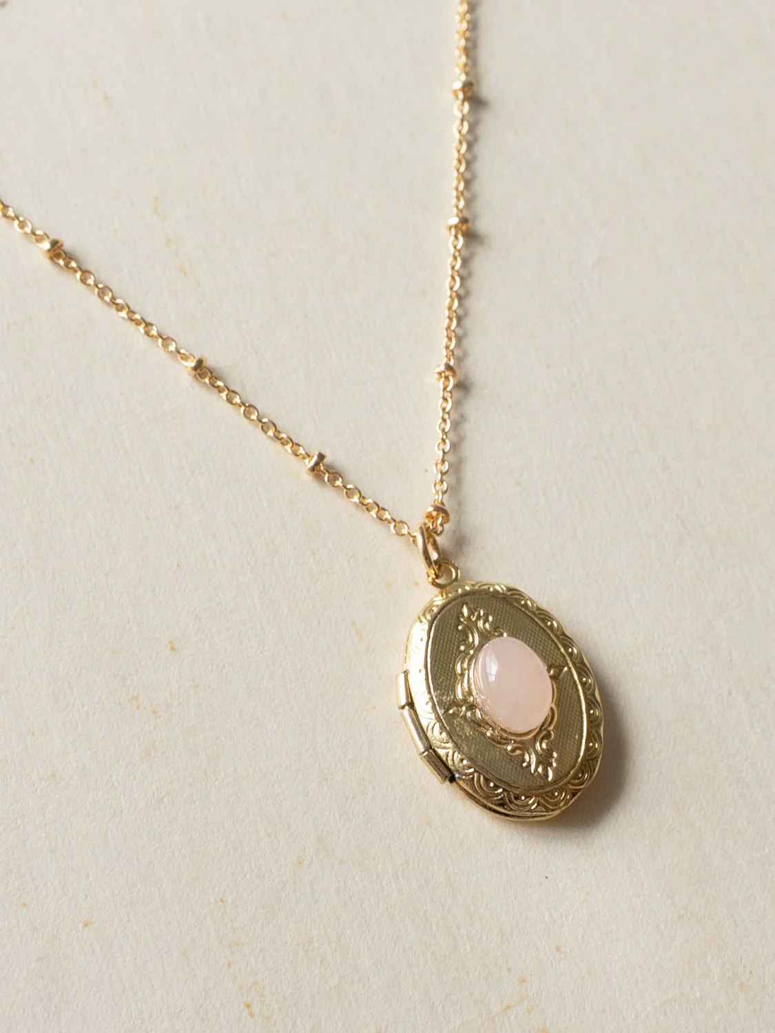 Oval Locket Pendant Necklace - Rose Quartz - Image 2
