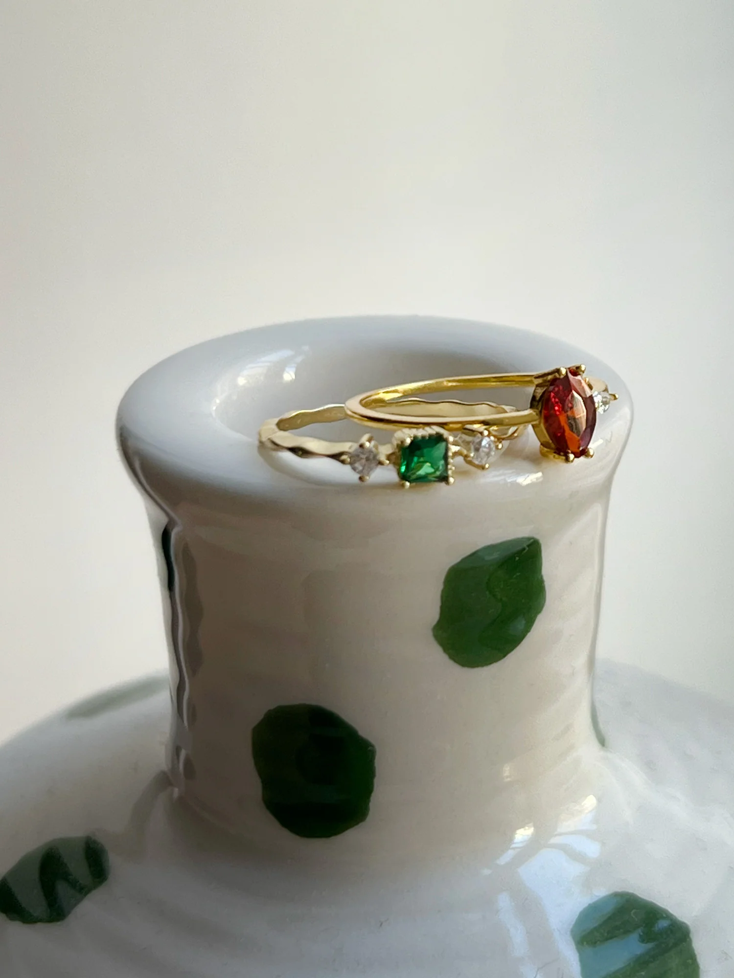 Oval Ruby Gemstone Ring - Image 3