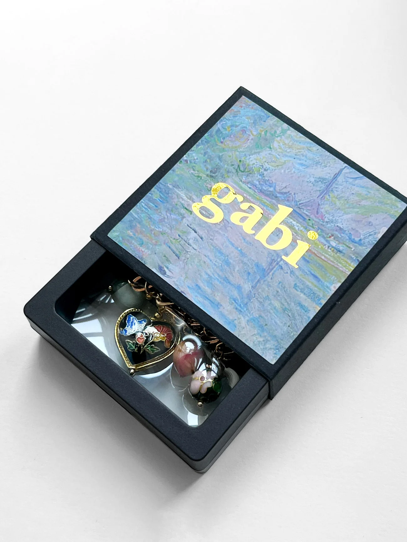 Gift Box Set of Paper Sleeve + Plastic Case - Black - Image 2