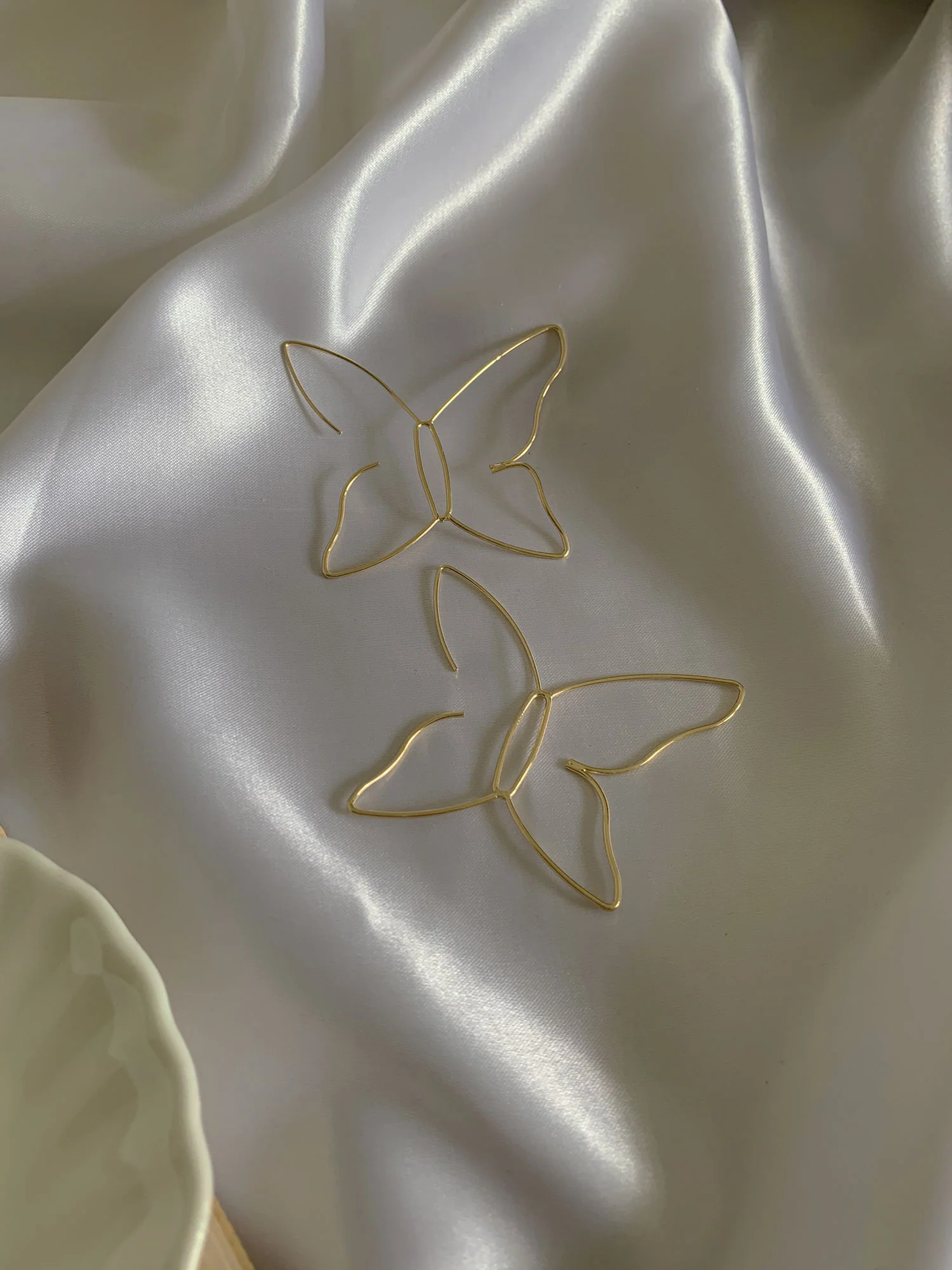 Papillon (Butterfly) Hoops - Image 5