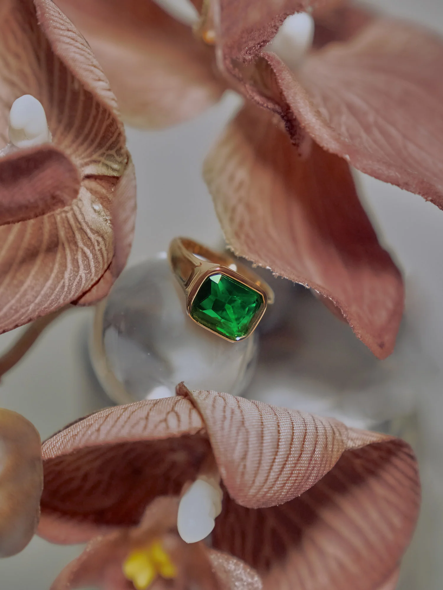 Rectangular Gemstone Ring - Clear - Image 4