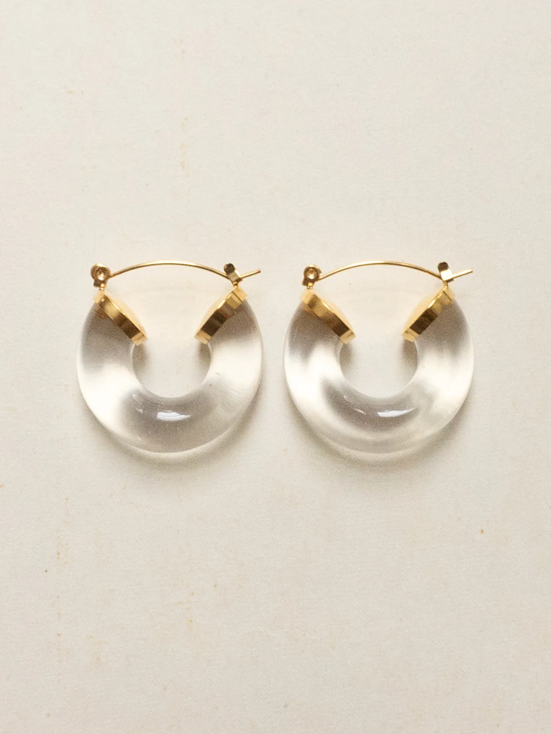 Round Resin Hoops - Clear - Image 2