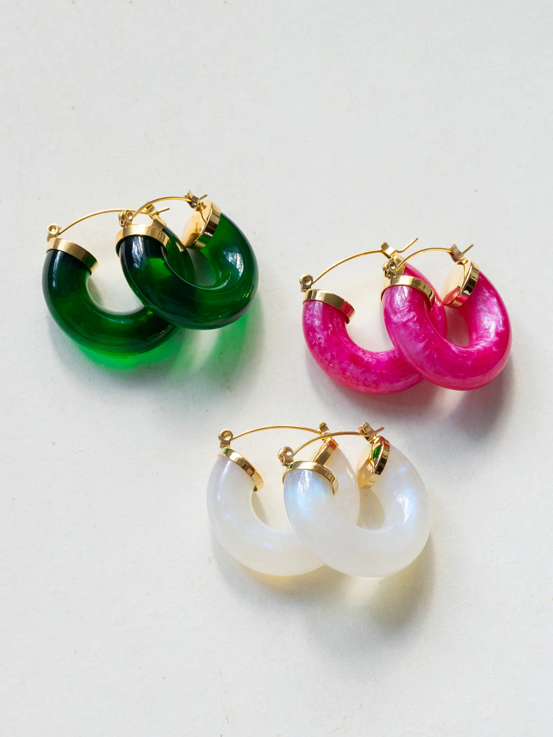 Round Resin Hoops - White - Image 5
