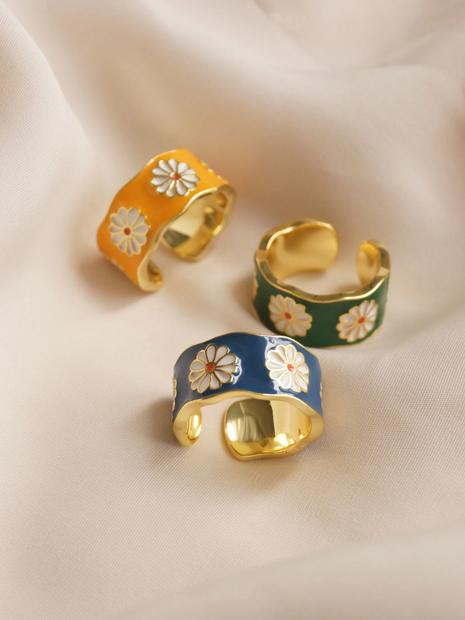 SAORI Ring - Green - Image 4