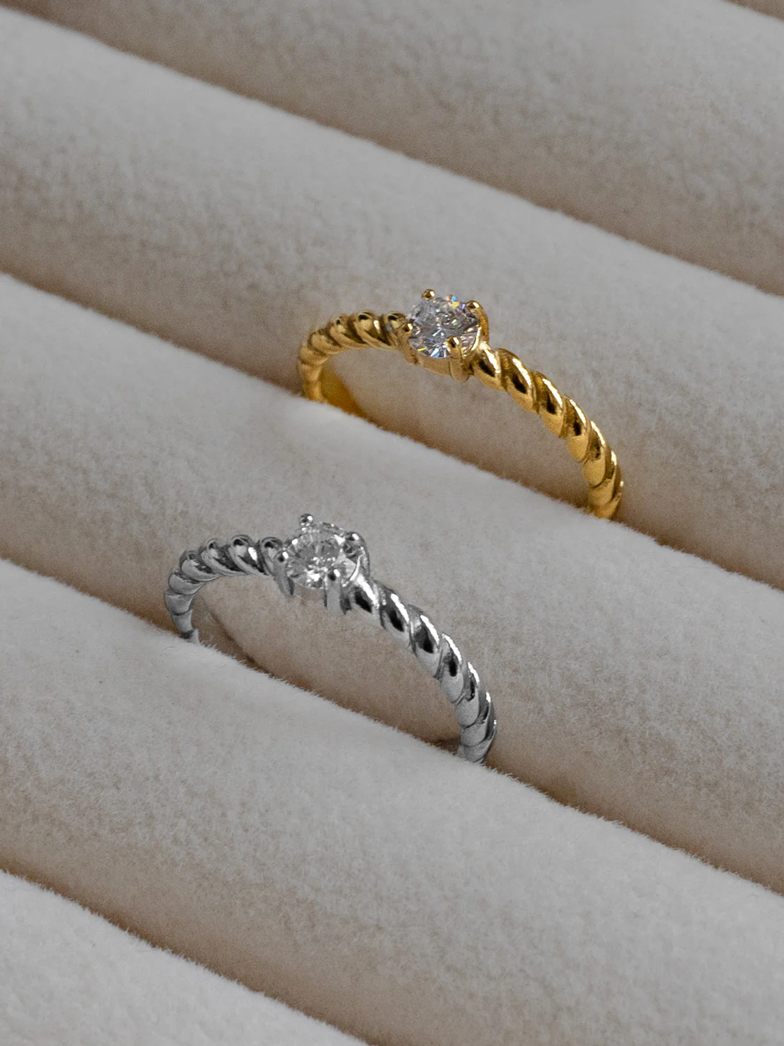Solo Diamond Twist Ring, Stainless Steel - Gold - Image 6