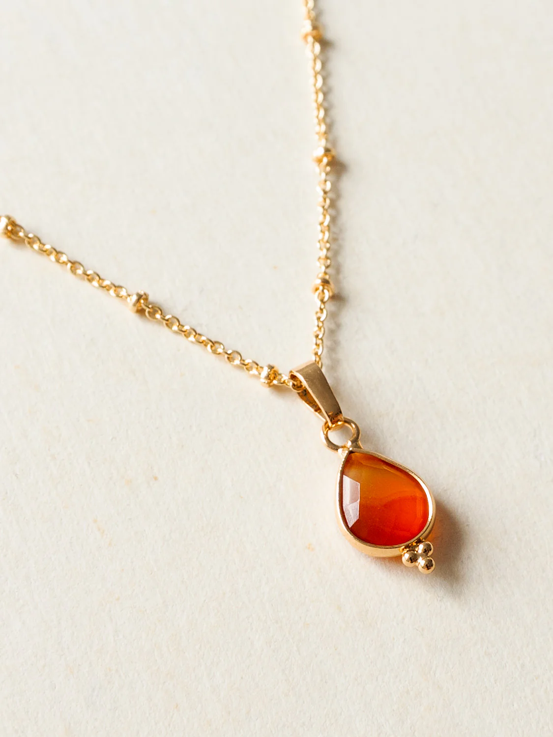 Spiritborn Necklace - Orange-Red Agate - Image 3