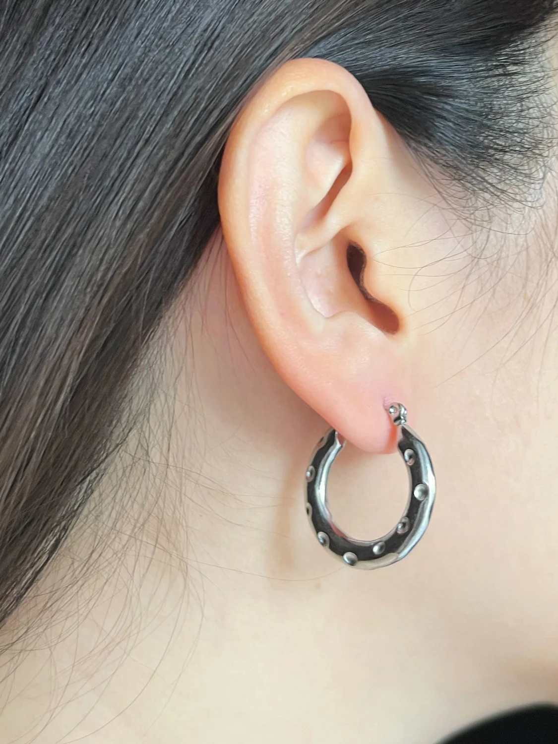 Stainless Steel Hoops with Round Indentations, Silver - Image 3