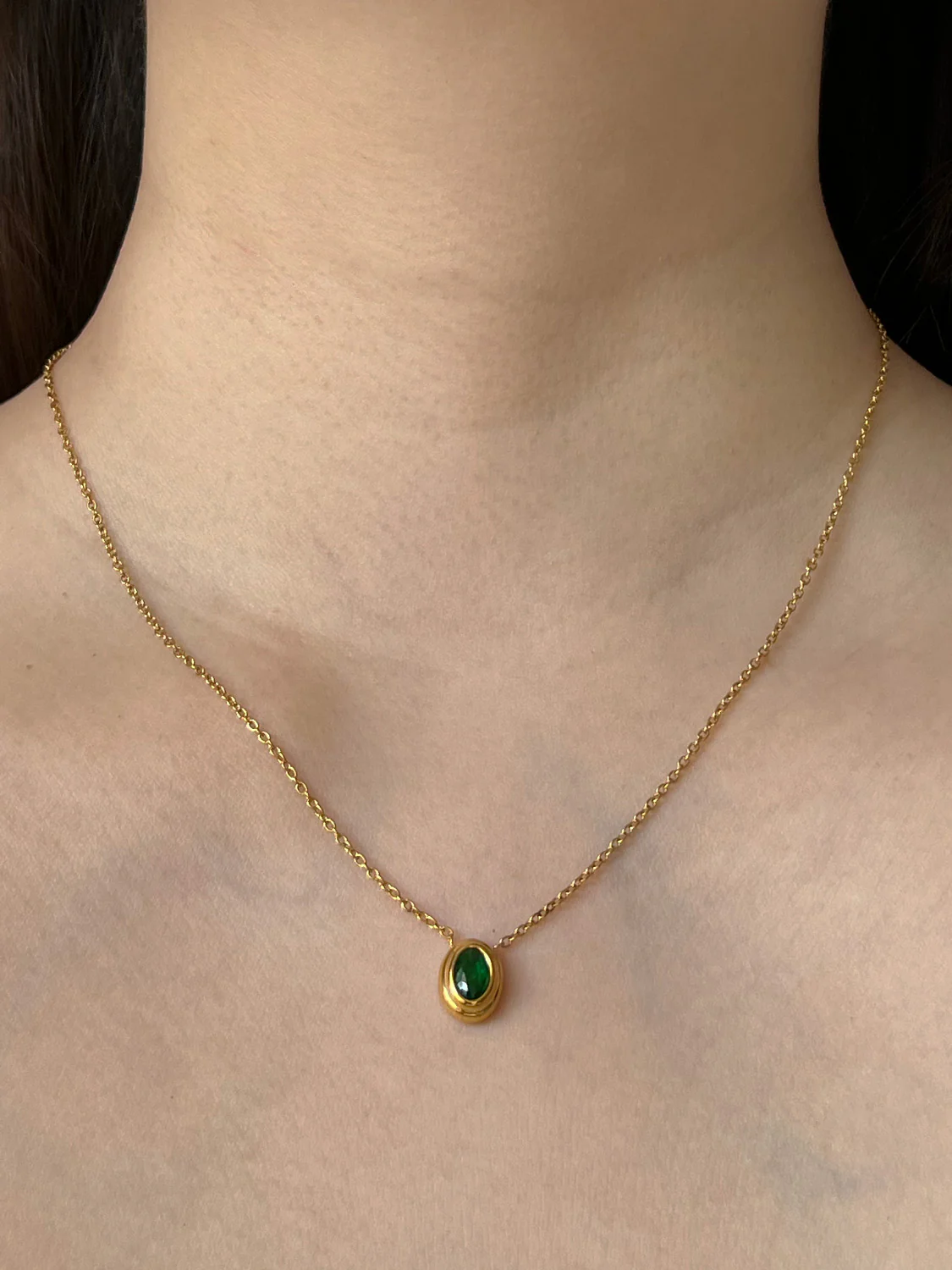 Stainless Steel Necklace With Oval Gemstone - Emerald Green - Image 2