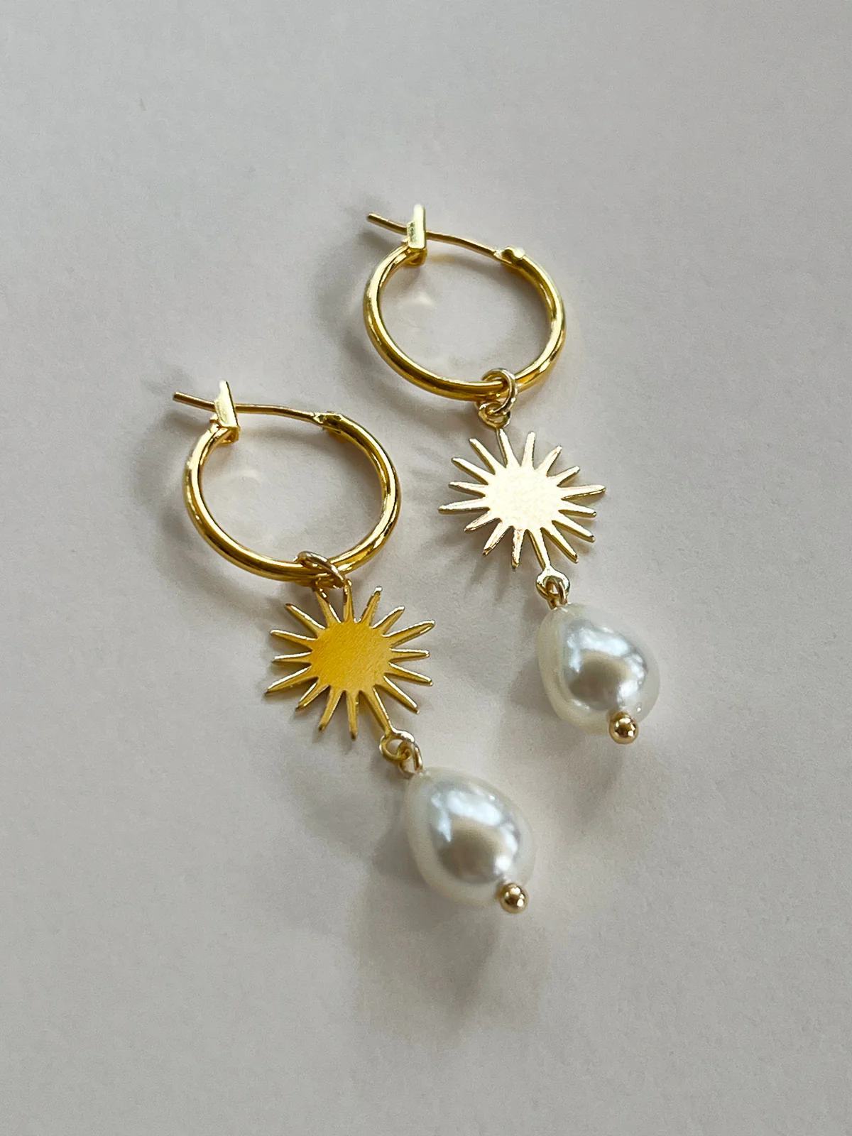 Starburst Teardrop Pearl Hoop Earrings - Image 3