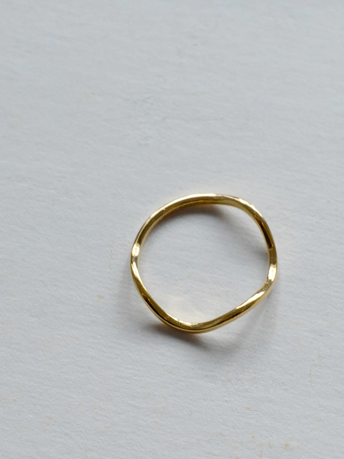 Thin Wave Ring, Stainless Steel - Gold - Image 3